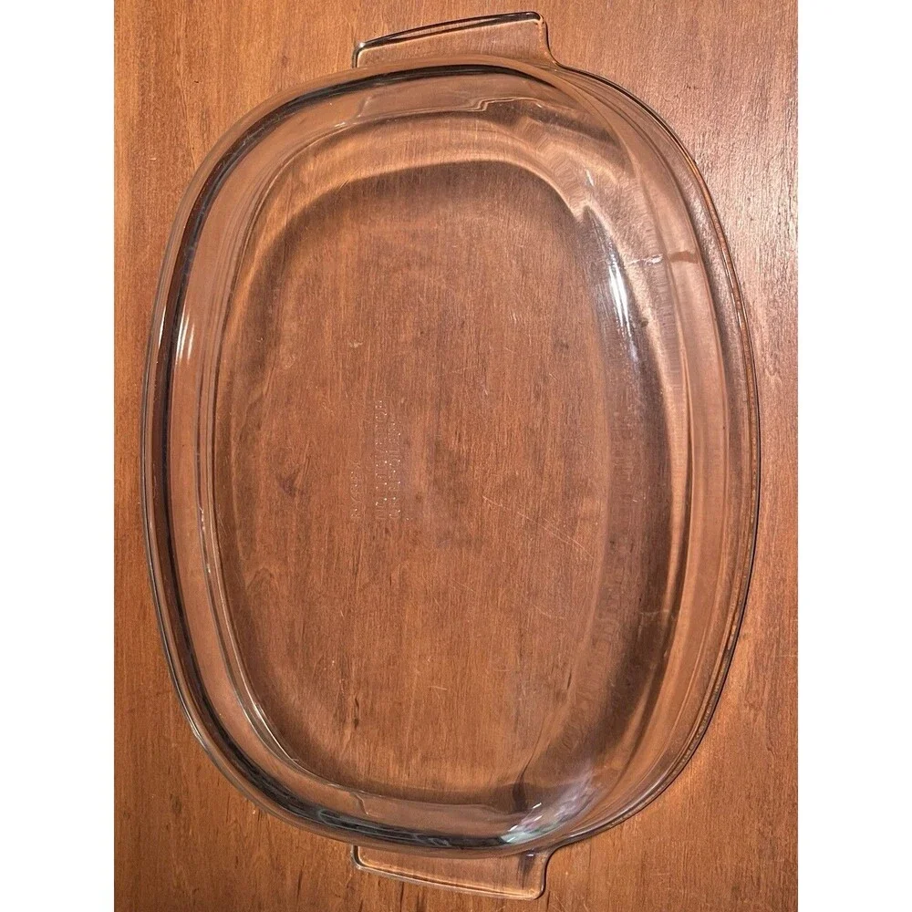 Vintage Pyrex 704 Oval 4 Qt Casserole Dish With Handles Vintage / Large Sturdy